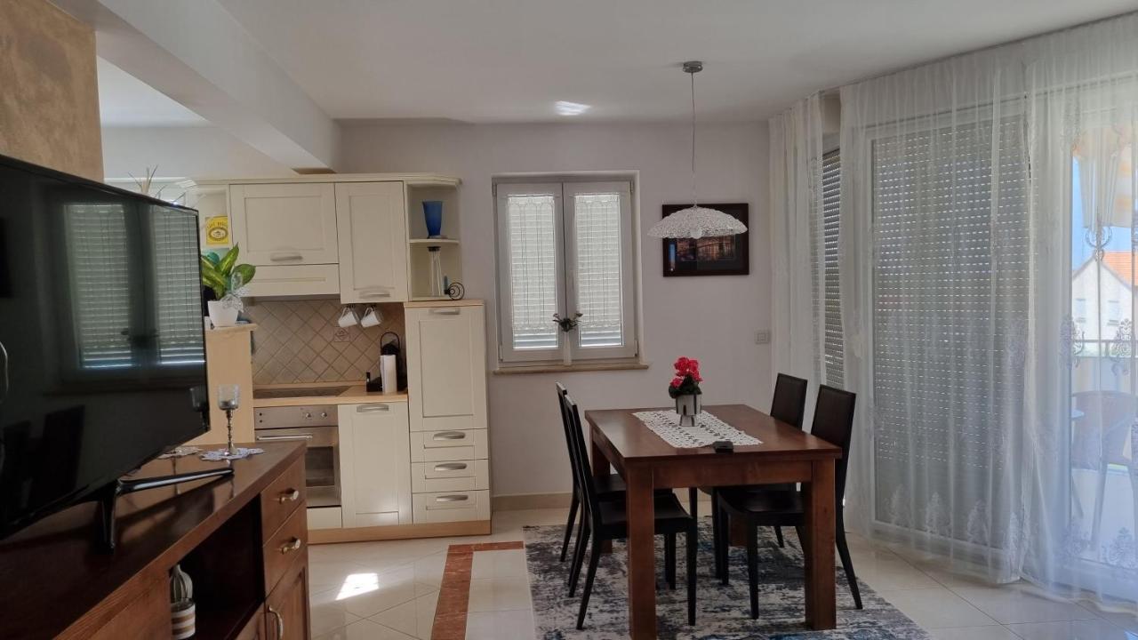 Appartement Sunny Maj Poreč Eksteriør bilde